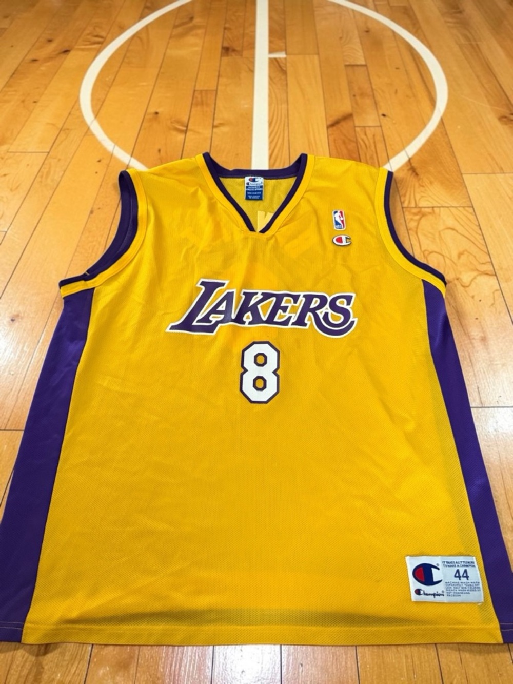 Vintage Champion Los Angeles Lakers Kobe Bryant #8 Basketball Jersey